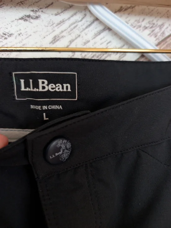 L.L. Bean Black Hiking Pants - Picture 2 of 15